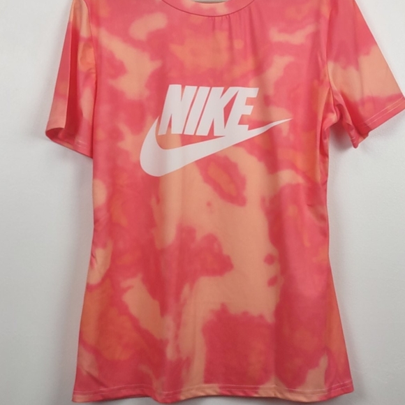 Tie-dye two piece Nike (print)shorts set - Picture 4 of 6